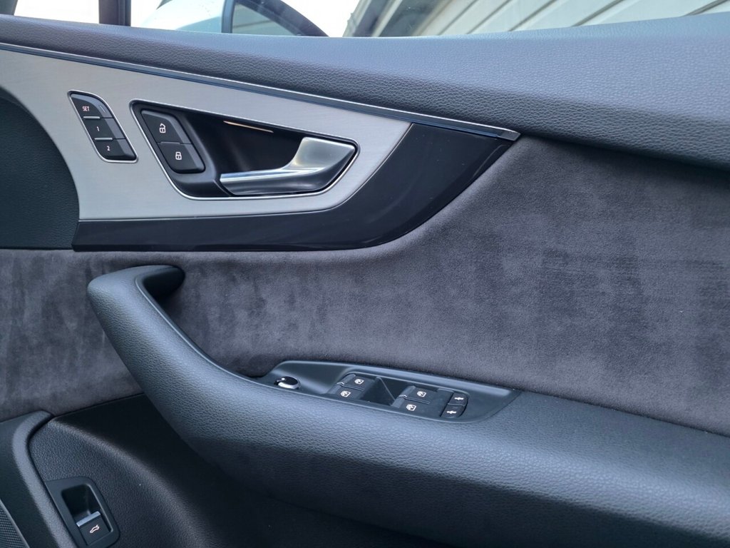 Used Audi SQ7 2018 for sale - 76788041: Photo 40