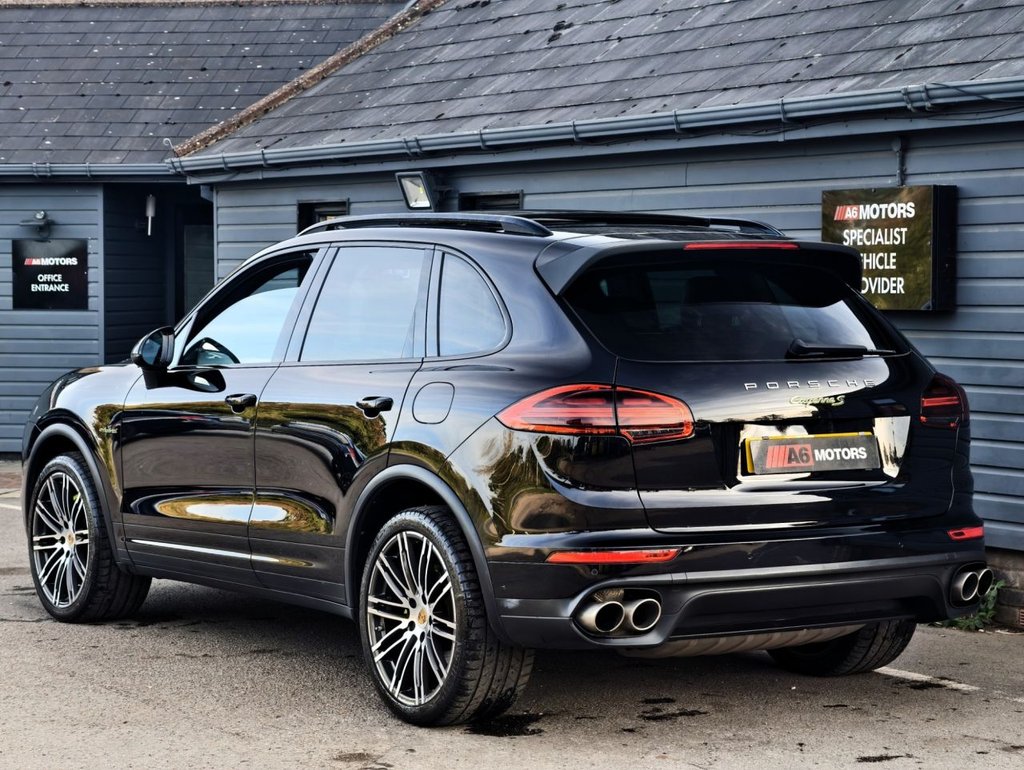 Used Porsche Cayenne 2017 for sale - 77072342: Photo 10