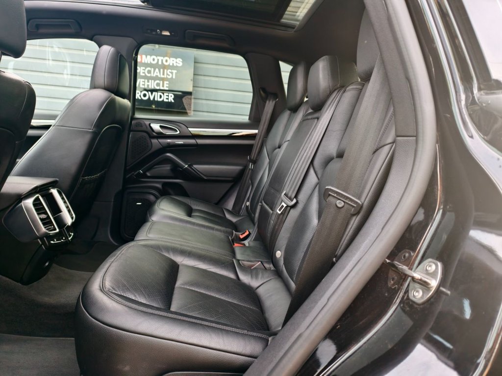 Used Porsche Cayenne 2017 for sale - 77072342: Photo 18