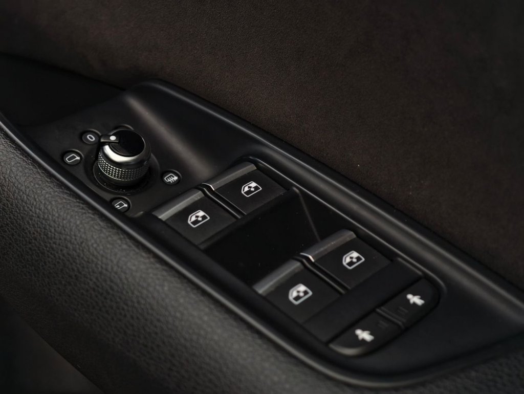 Used Audi Q7 2016 for sale - 76698861: Photo 30