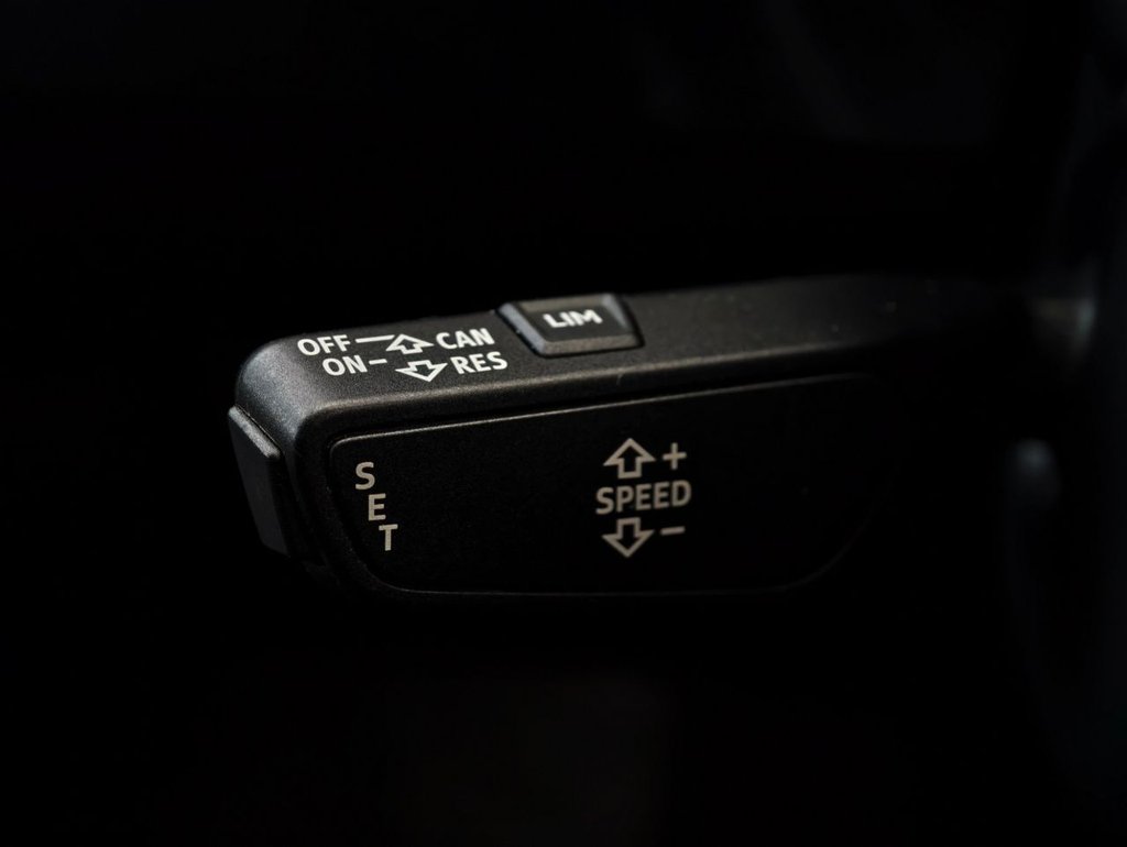 Used Audi Q7 2016 for sale - 76698861: Photo 33