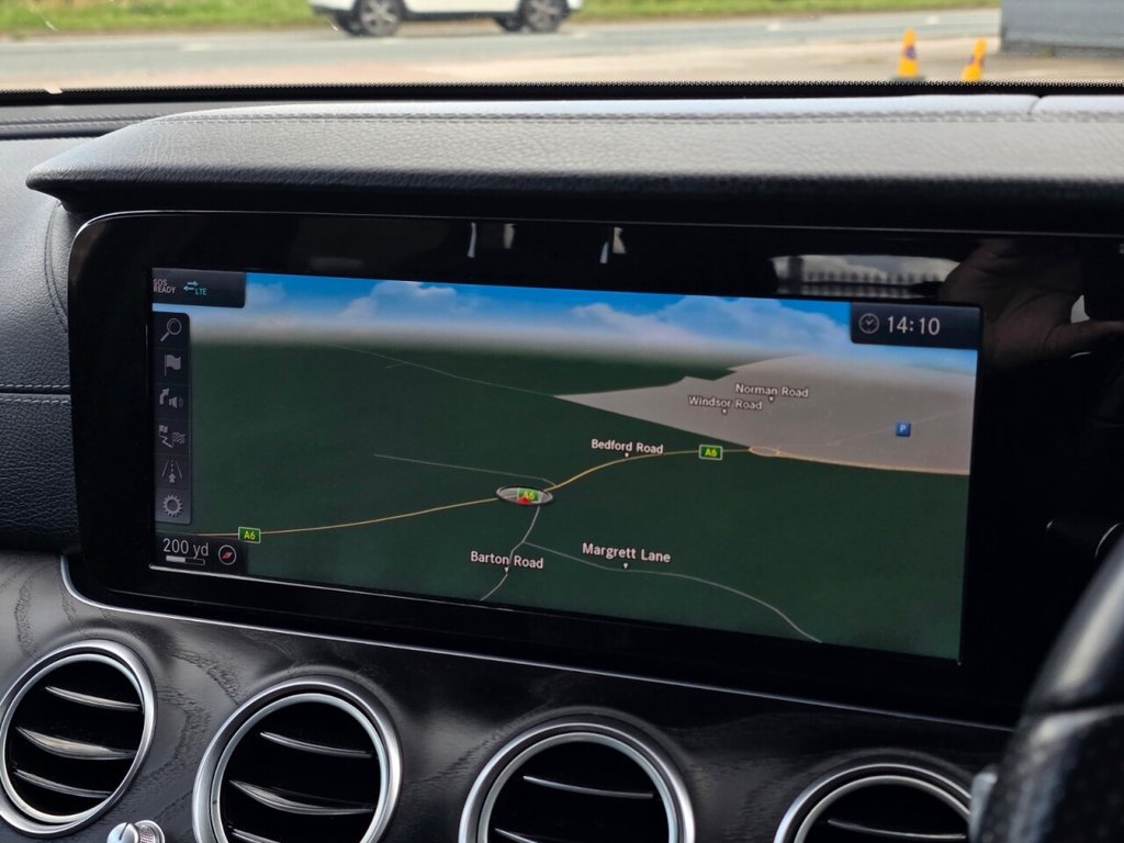 Used Mercedes-Benz E Class 2018 for sale - 76202438: Photo 38