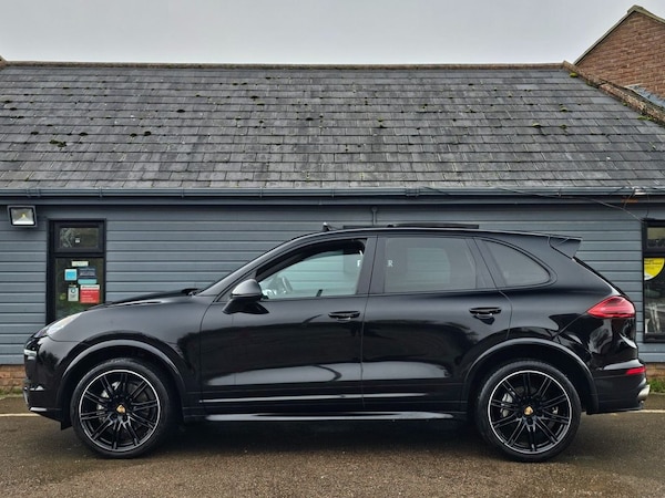 Used Porsche Cayenne 2017 for sale - 76202868: Photo 15