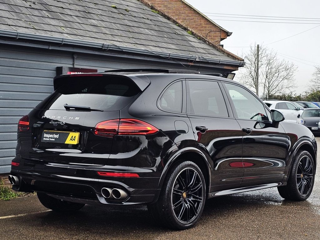 Used Porsche Cayenne 2017 for sale - 76202868: Photo 18