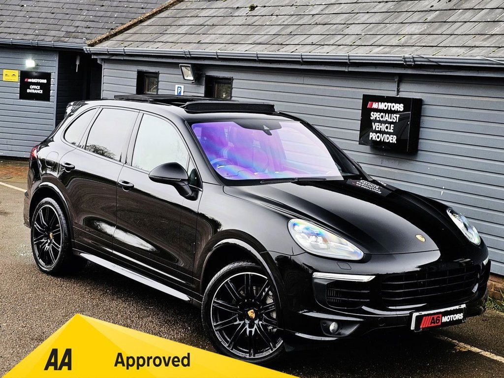 Used Porsche Cayenne 2017 for sale - 76202868: Photo 2