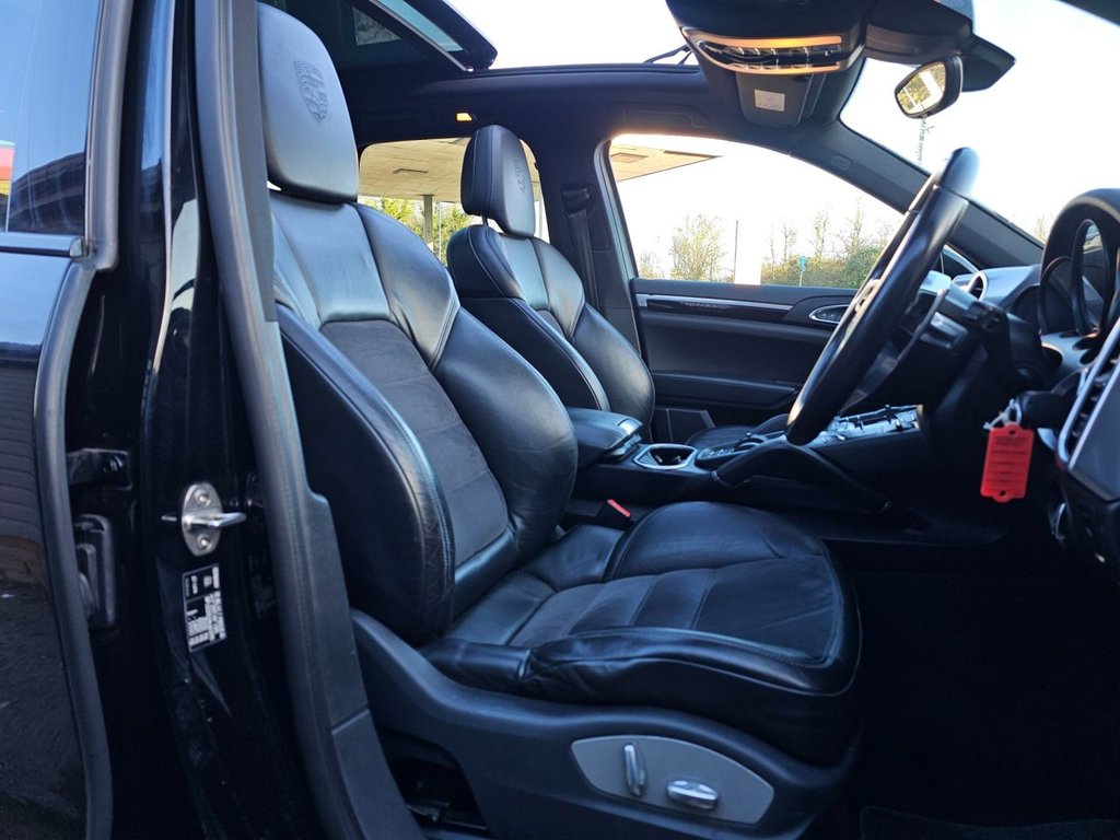 Used Porsche Cayenne 2017 for sale - 76202868: Photo 28