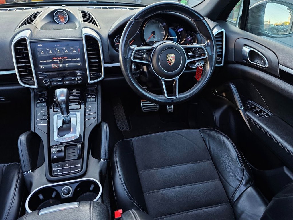 Used Porsche Cayenne 2017 for sale - 76202868: Photo 31