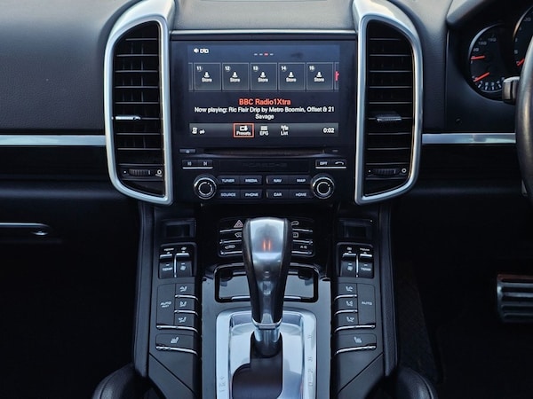 Used Porsche Cayenne 2017 for sale - 76202868: Photo 34