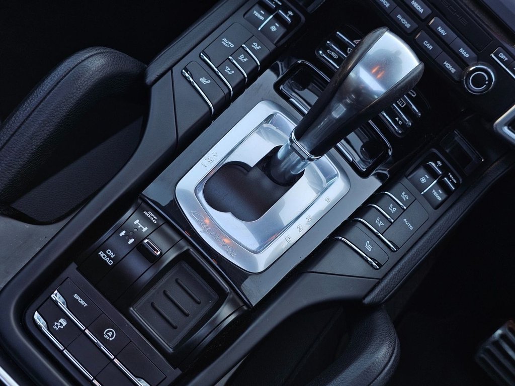 Used Porsche Cayenne 2017 for sale - 76202868: Photo 35