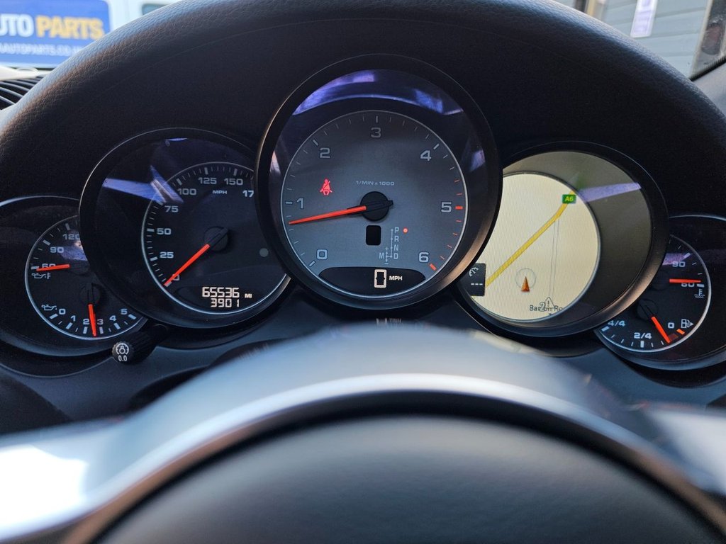 Used Porsche Cayenne 2017 for sale - 76202868: Photo 38