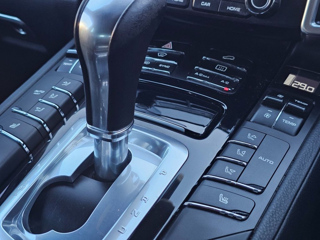 Used Porsche Cayenne 2017 for sale - 76202868: Photo 45