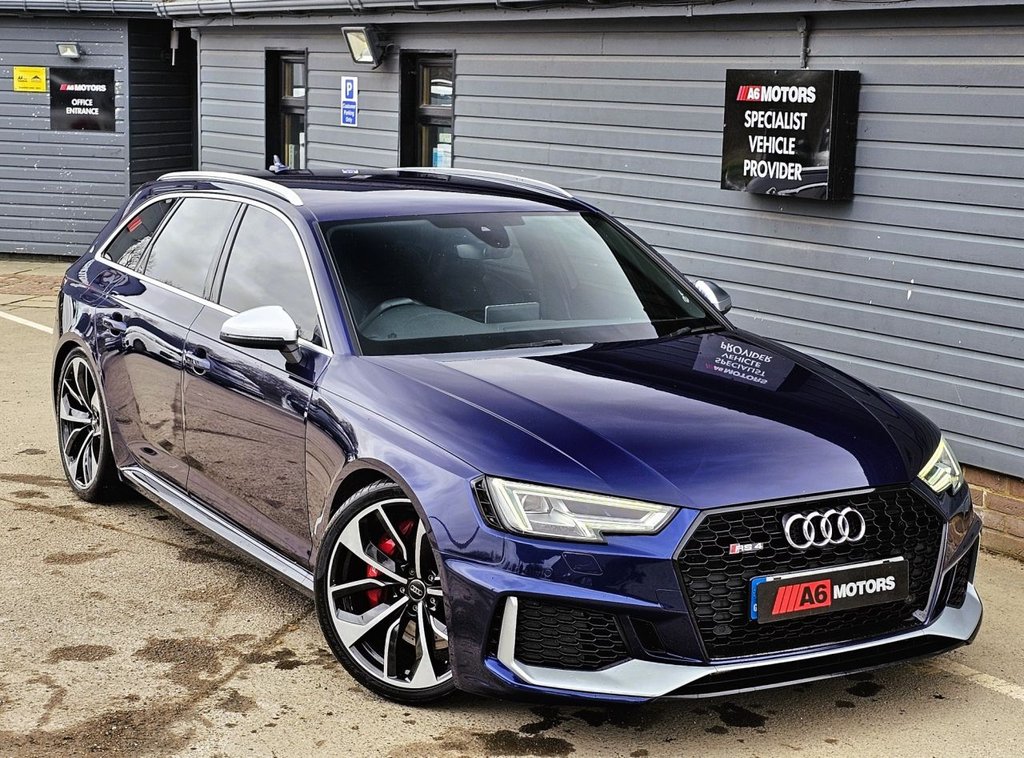 Used Audi RS4 Avant 2018 for sale - 76202851: Photo 2