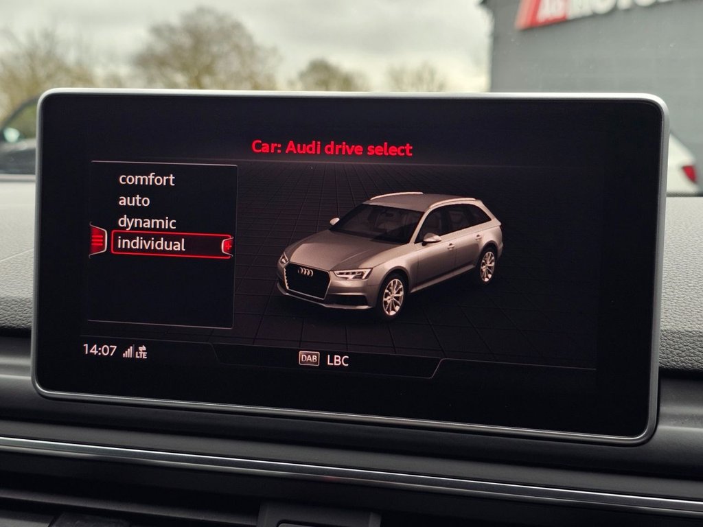 Used Audi RS4 Avant 2018 for sale - 76202851: Photo 50