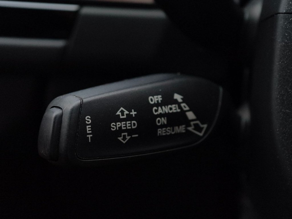 Used Audi A6 Avant 2017 for sale - 76202624: Photo 32