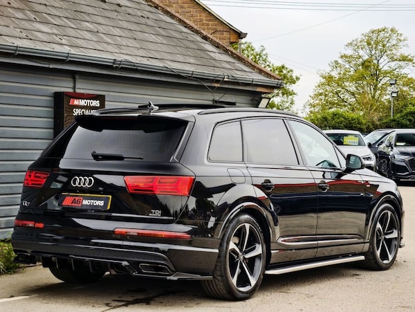 Used Audi Q7 2018 for sale - 76202407: Photo 18