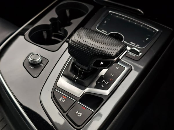 Used Audi Q7 2018 for sale - 76202407: Photo 38
