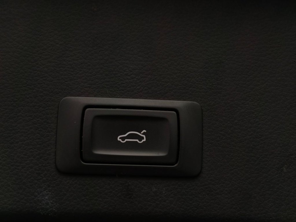 Used Audi RS6 Avant 2015 for sale - 76202611: Photo 24