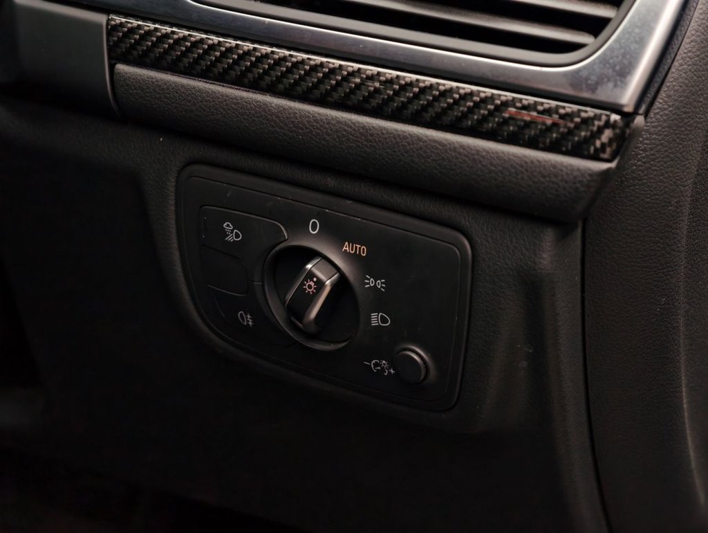 Used Audi RS6 Avant 2015 for sale - 76202611: Photo 32