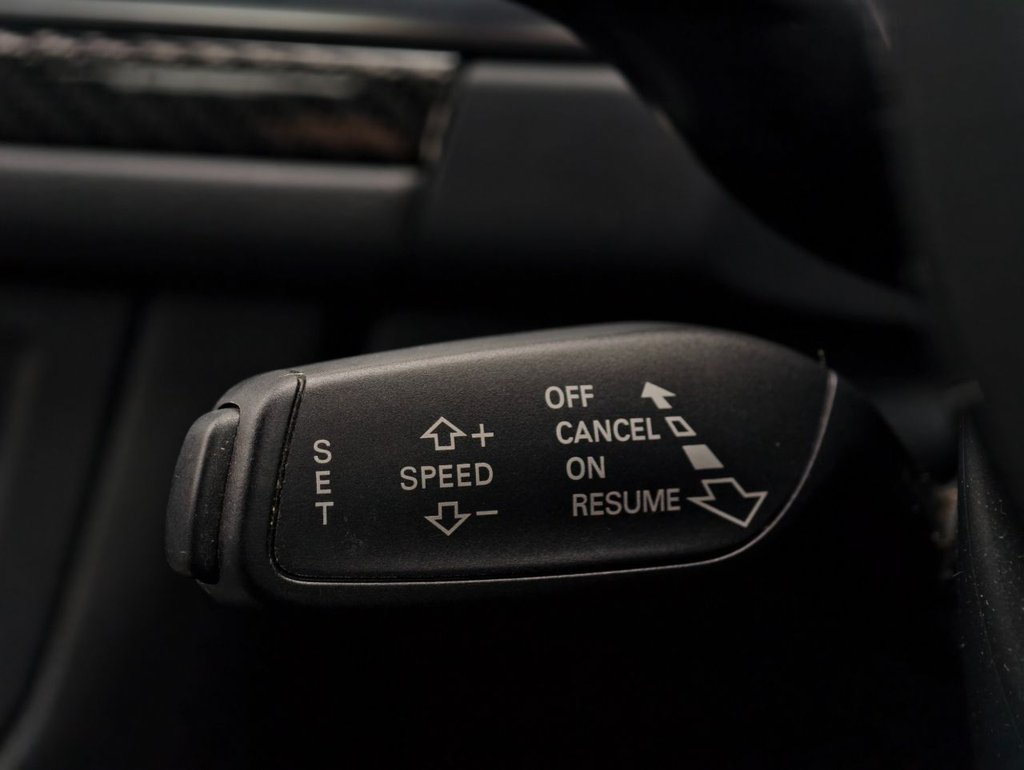 Used Audi RS6 Avant 2015 for sale - 76202611: Photo 35