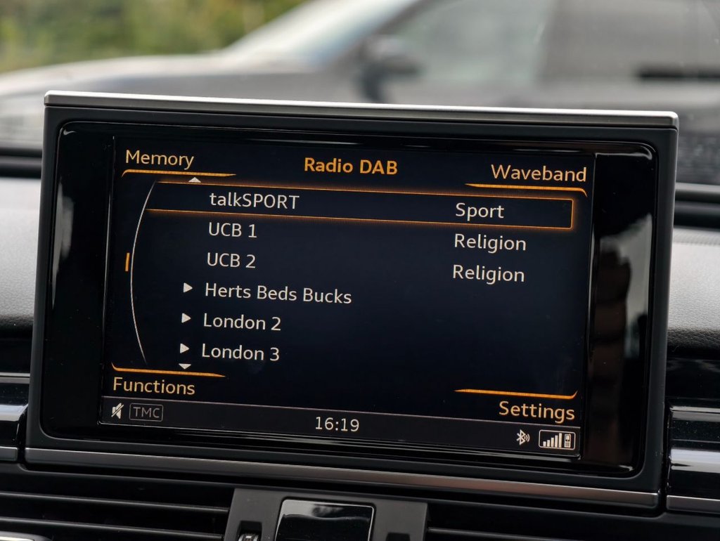 Used Audi RS6 Avant 2015 for sale - 76202611: Photo 40