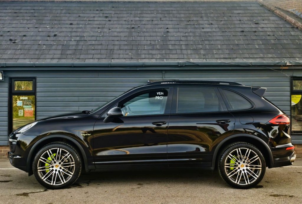 Used Porsche Cayenne 2017 for sale - 77139495: Photo 9