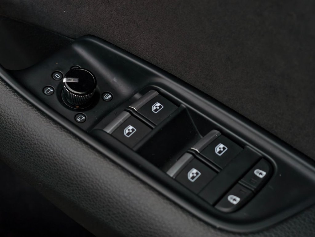 Used Audi Q8 2018 for sale - 76962592: Photo 35