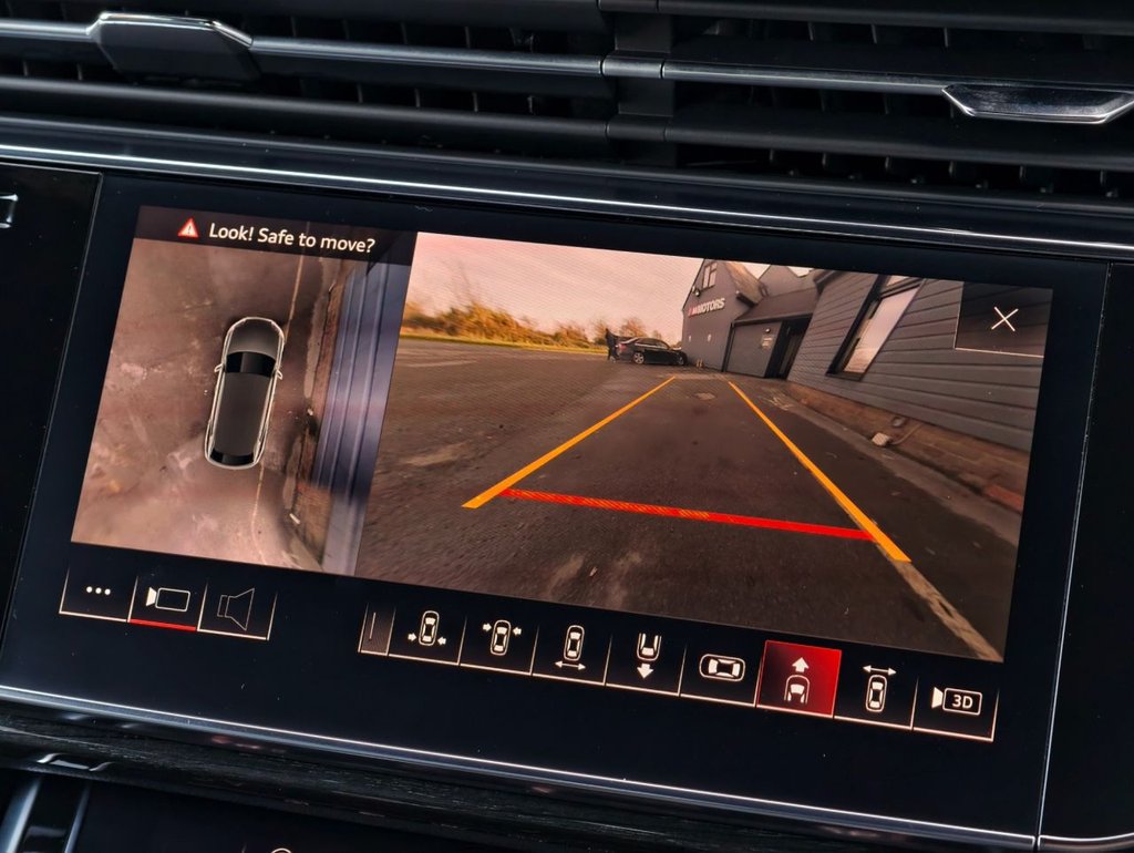 Used Audi Q8 2018 for sale - 76962592: Photo 44