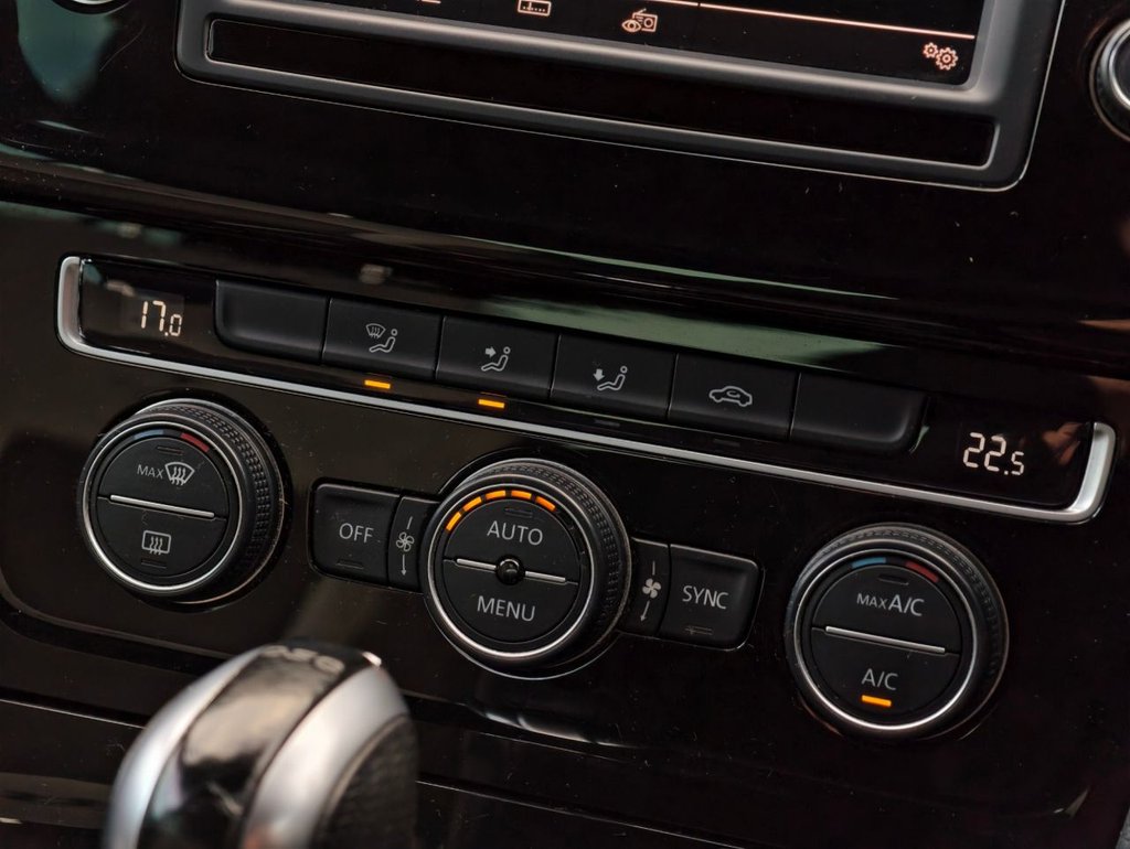 Used Volkswagen Golf 2016 for sale - 76582700: Photo 31