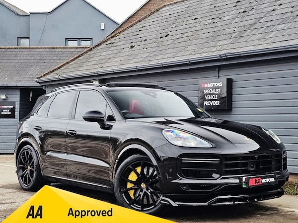 Used Porsche Cayenne 2018 for sale - 76202867: Photo 2