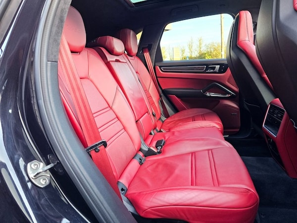 Used Porsche Cayenne 2018 for sale - 76202867: Photo 37
