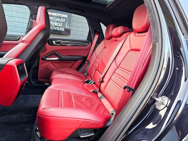 Used Porsche Cayenne 2018 for sale - 76202867: Photo 38