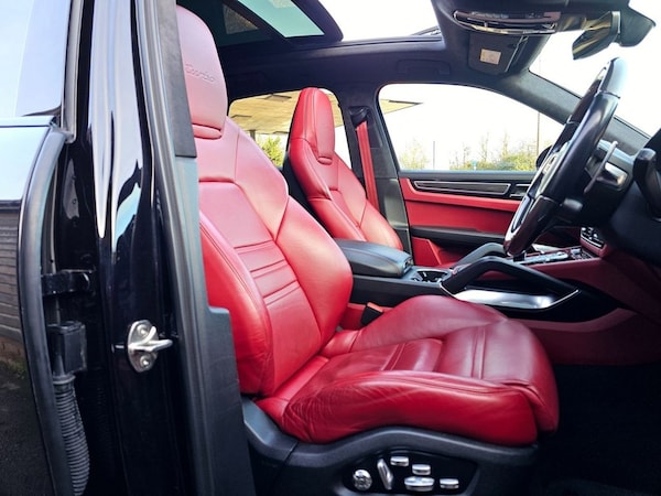 Used Porsche Cayenne 2018 for sale - 76202867: Photo 39
