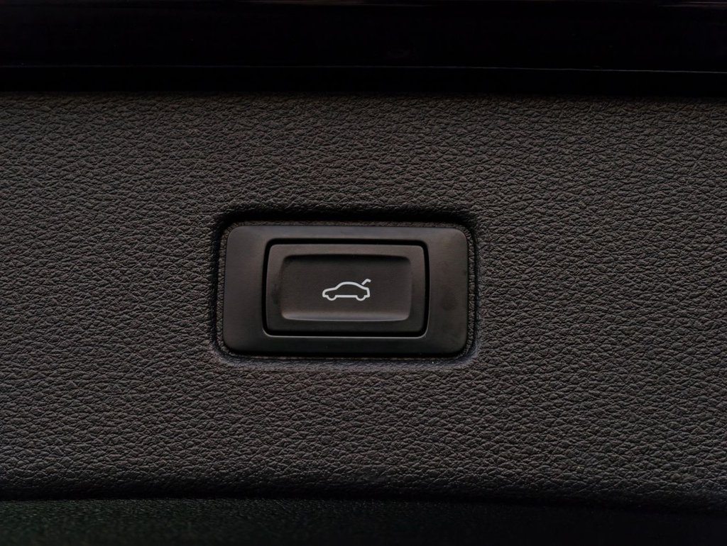 Used Audi Q7 2017 for sale - 76698540: Photo 26