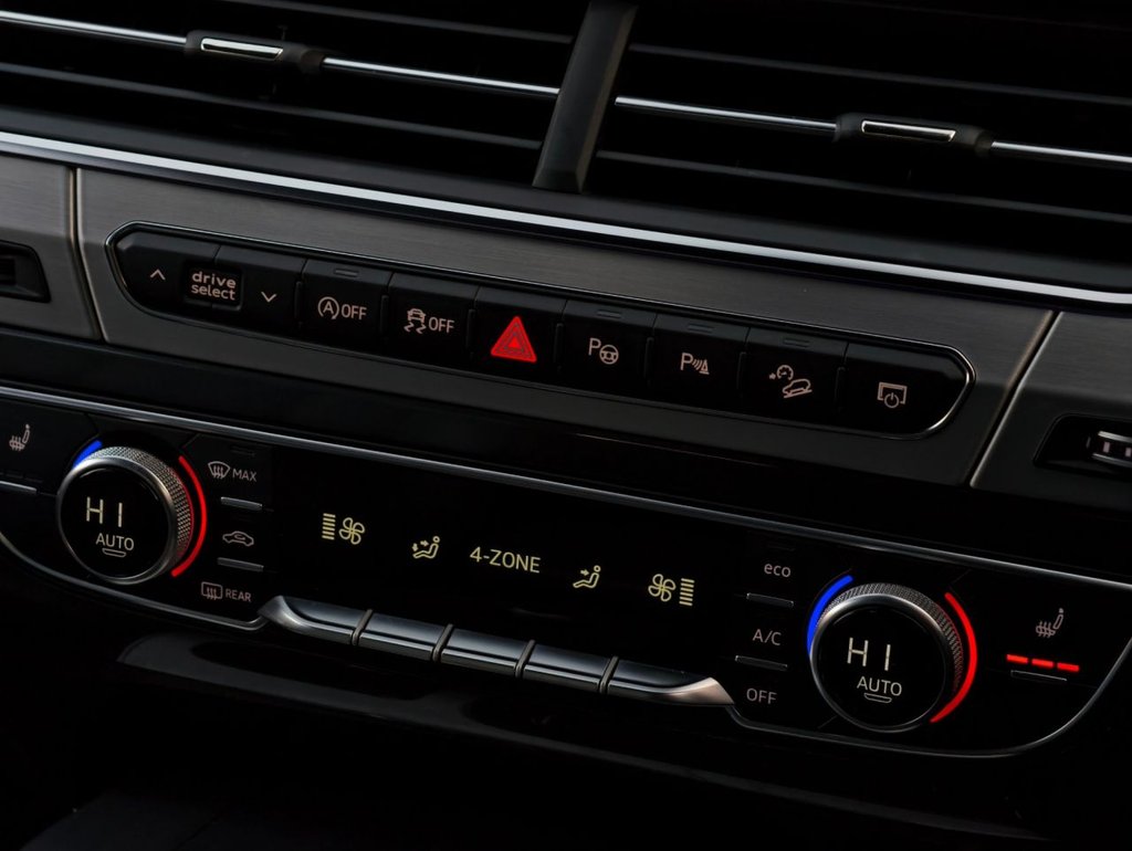 Used Audi Q7 2017 for sale - 76698540: Photo 40