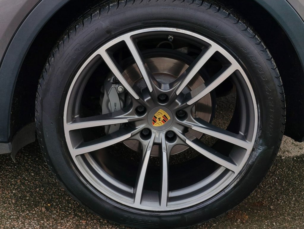 Used Porsche Cayenne 2021 for sale - 76470401: Photo 21