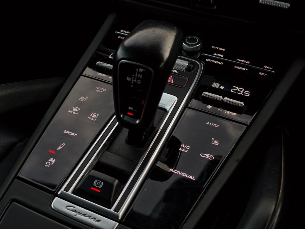 Used Porsche Cayenne 2021 for sale - 76470401: Photo 35