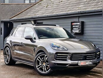 Used Porsche Cayenne 2021 for sale - 76470401: Photo