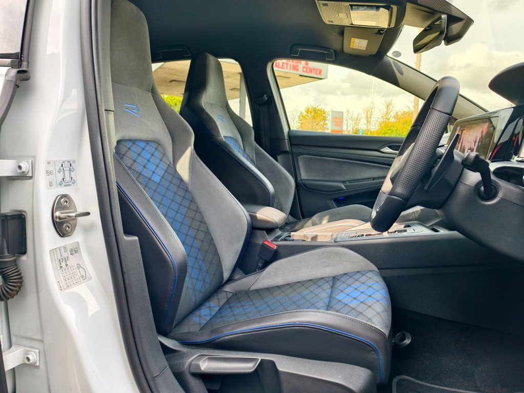 Used Volkswagen Golf 2022 for sale - 76202618: Photo 20