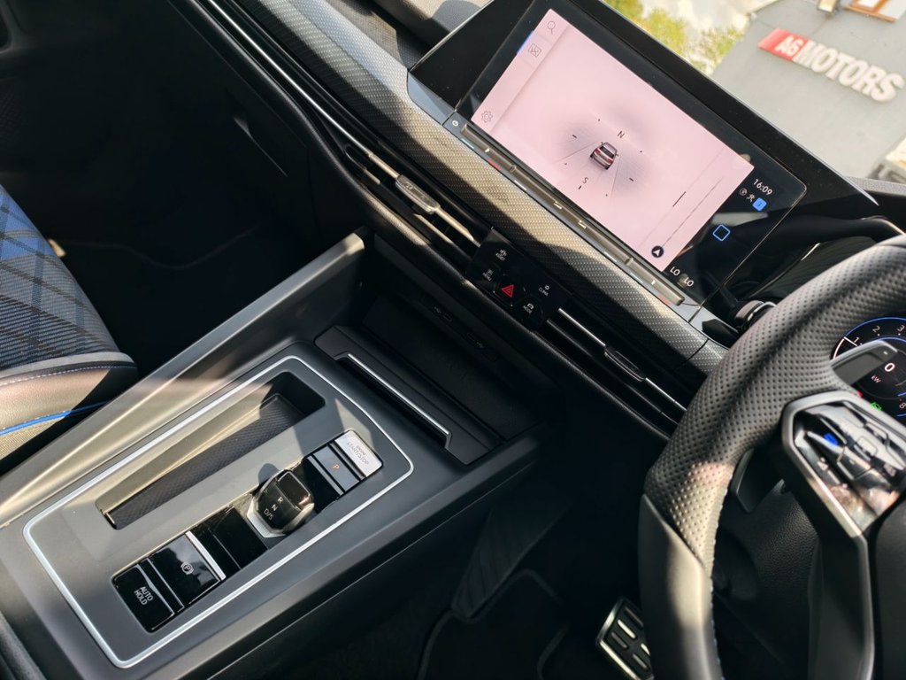 Used Volkswagen Golf 2022 for sale - 76202618: Photo 28