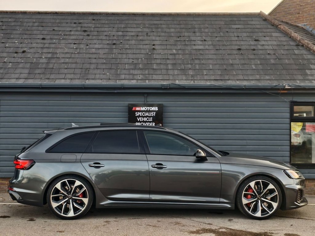Used Audi RS4 Avant 2018 for sale - 76710948: Photo 17