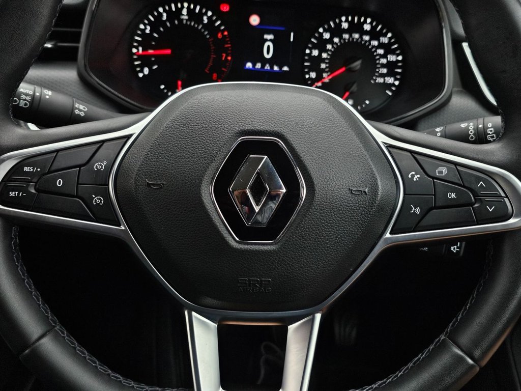 Used Renault Clio 2021 for sale - 76202635: Photo 23