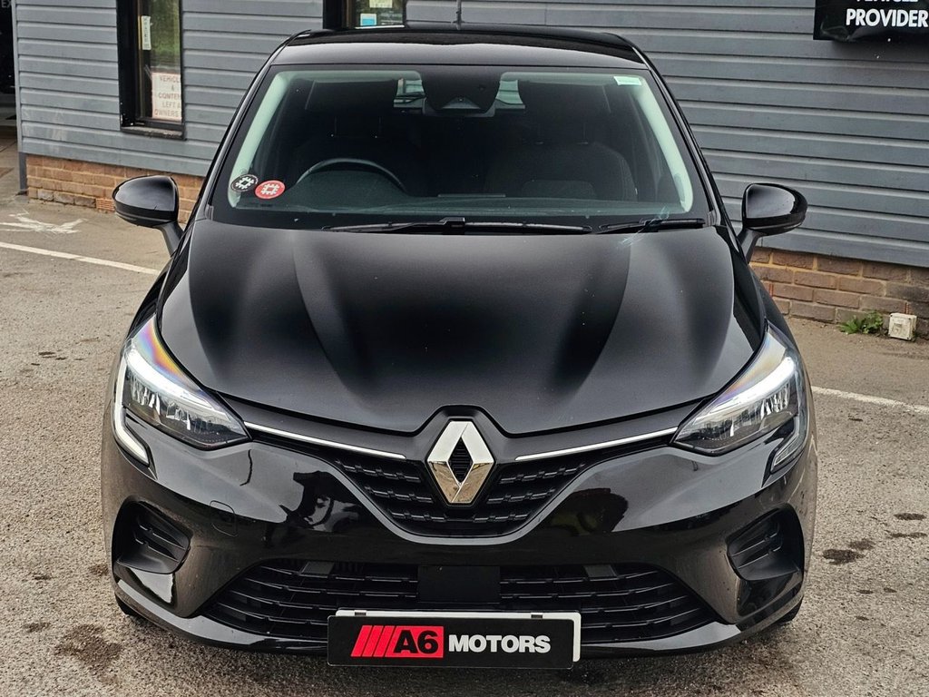 Used Renault Clio 2021 for sale - 76202635: Photo 9