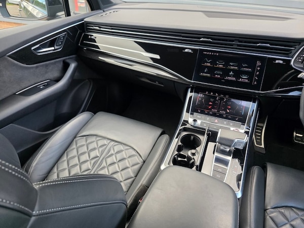Used Audi Q7 2022 for sale - 76202719: Photo 48