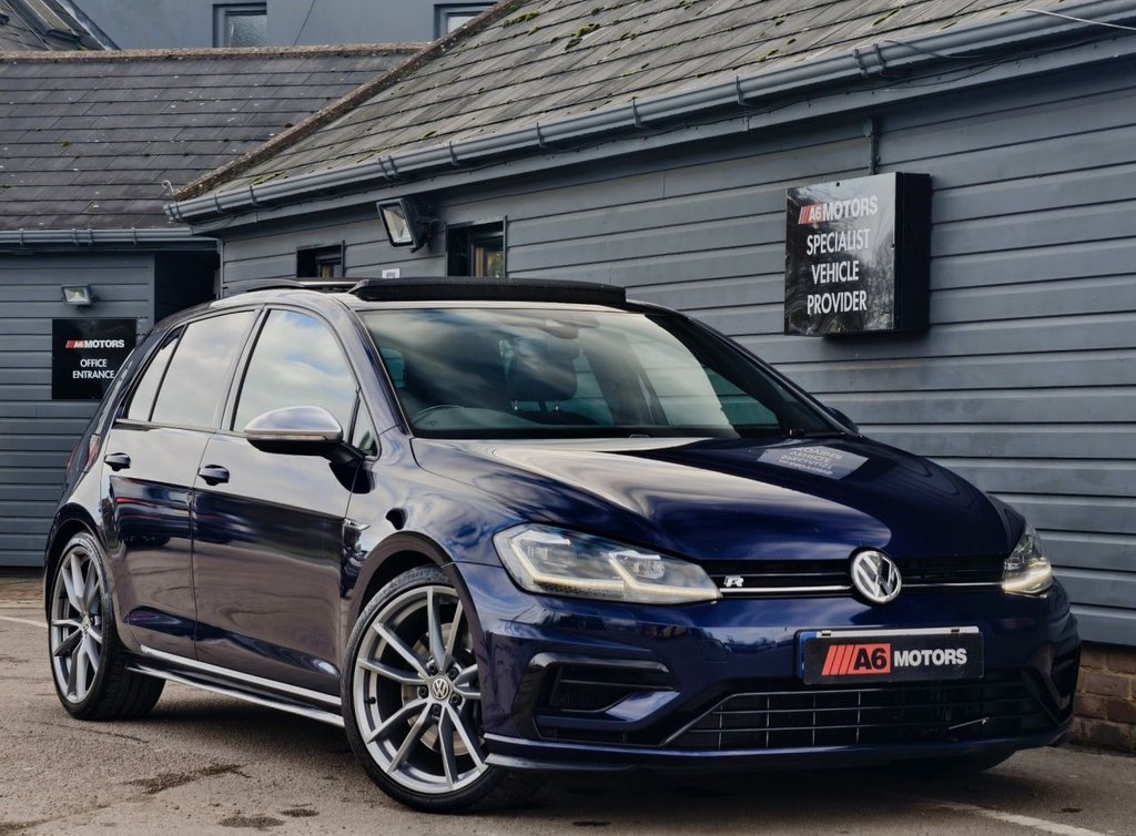 Used Volkswagen Golf 2019 for sale - 76632549: Photo 1