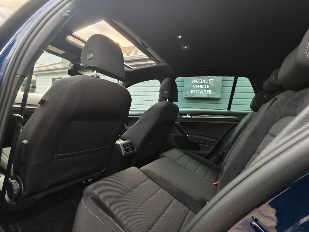 Used Volkswagen Golf 2019 for sale - 76632549: Photo 18