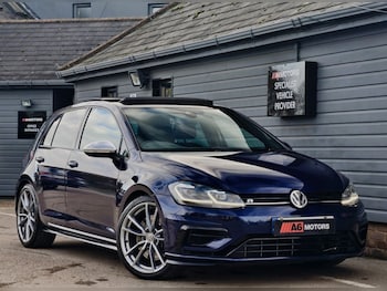 Volkswagen - Golf