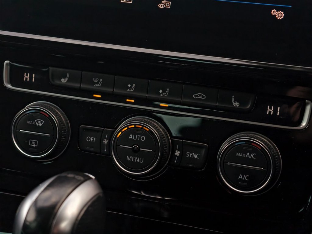 Used Volkswagen Golf 2019 for sale - 76632549: Photo 29