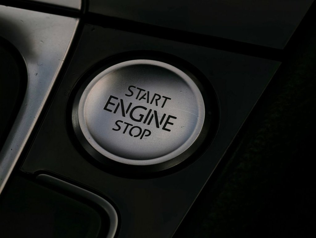 Used Volkswagen Golf 2019 for sale - 76632549: Photo 32