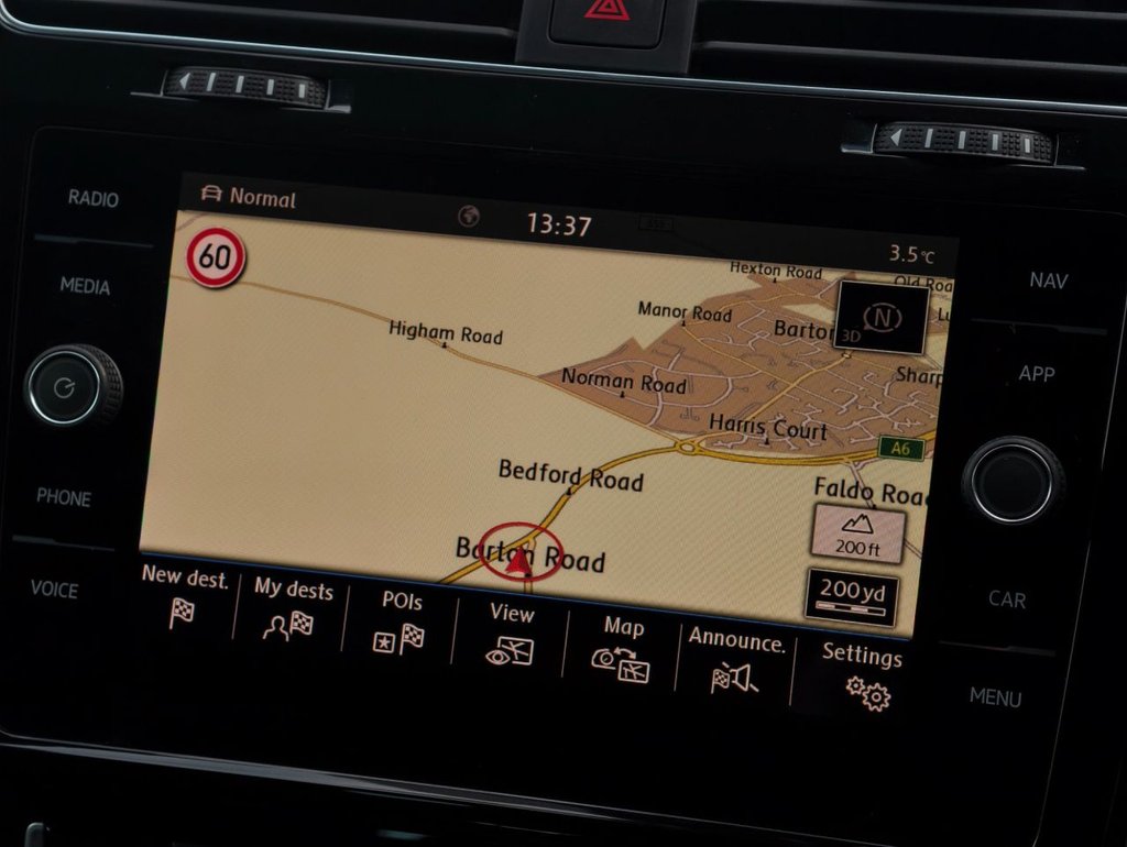 Used Volkswagen Golf 2019 for sale - 76632549: Photo 38