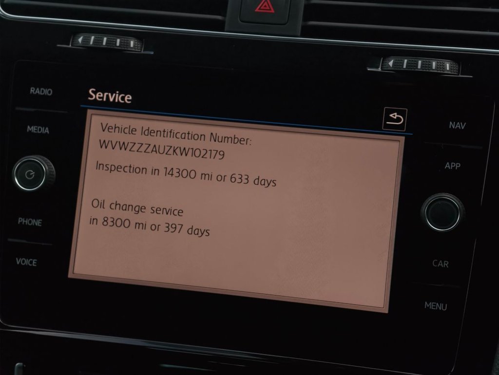 Used Volkswagen Golf 2019 for sale - 76632549: Photo 44